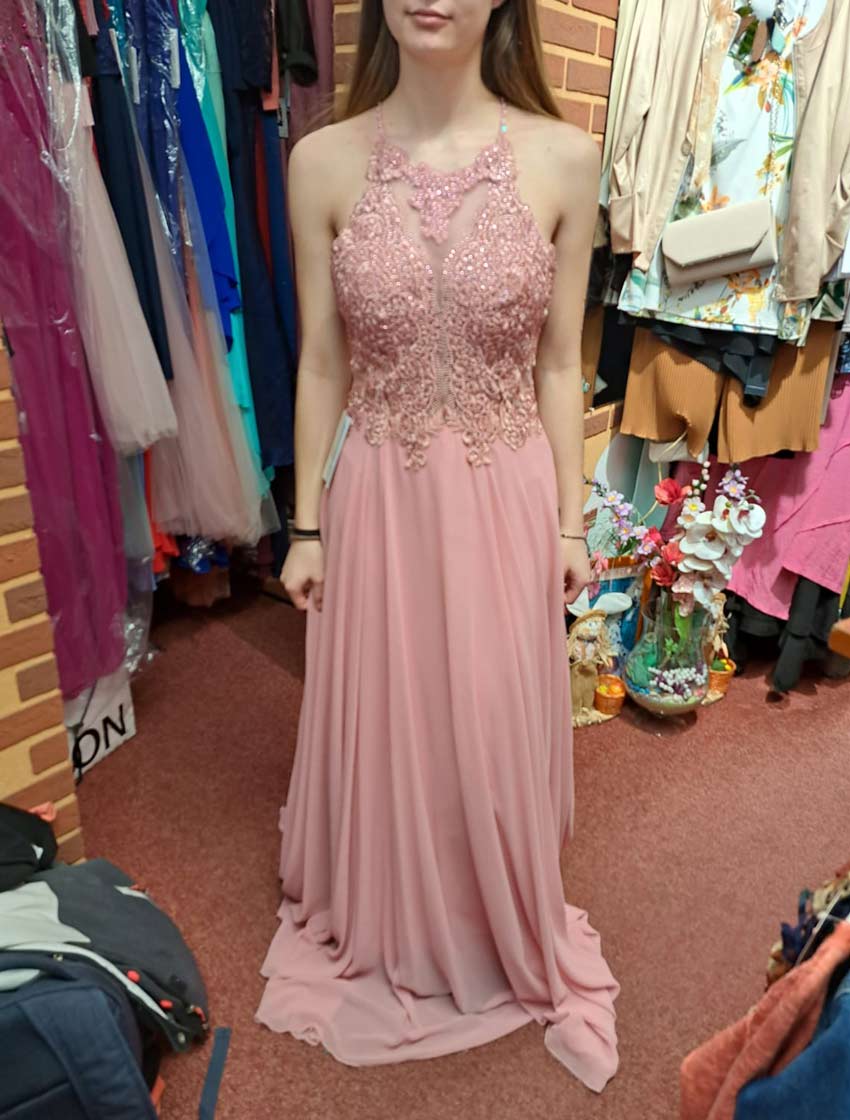 Rosafarbenes Festkleid für Jugendweihe und Konfirmation